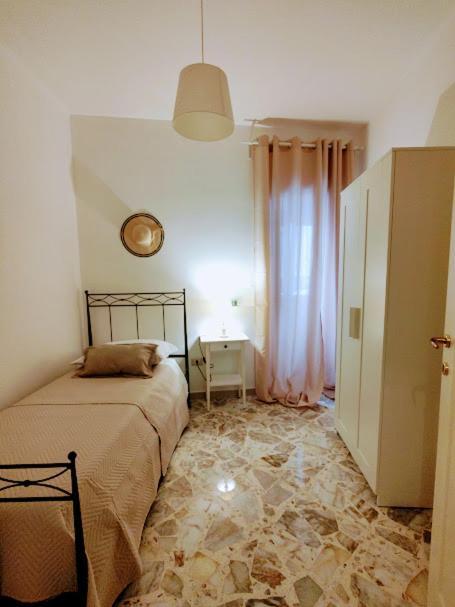 L'Acqua Marin Apartment Бари Екстериор снимка