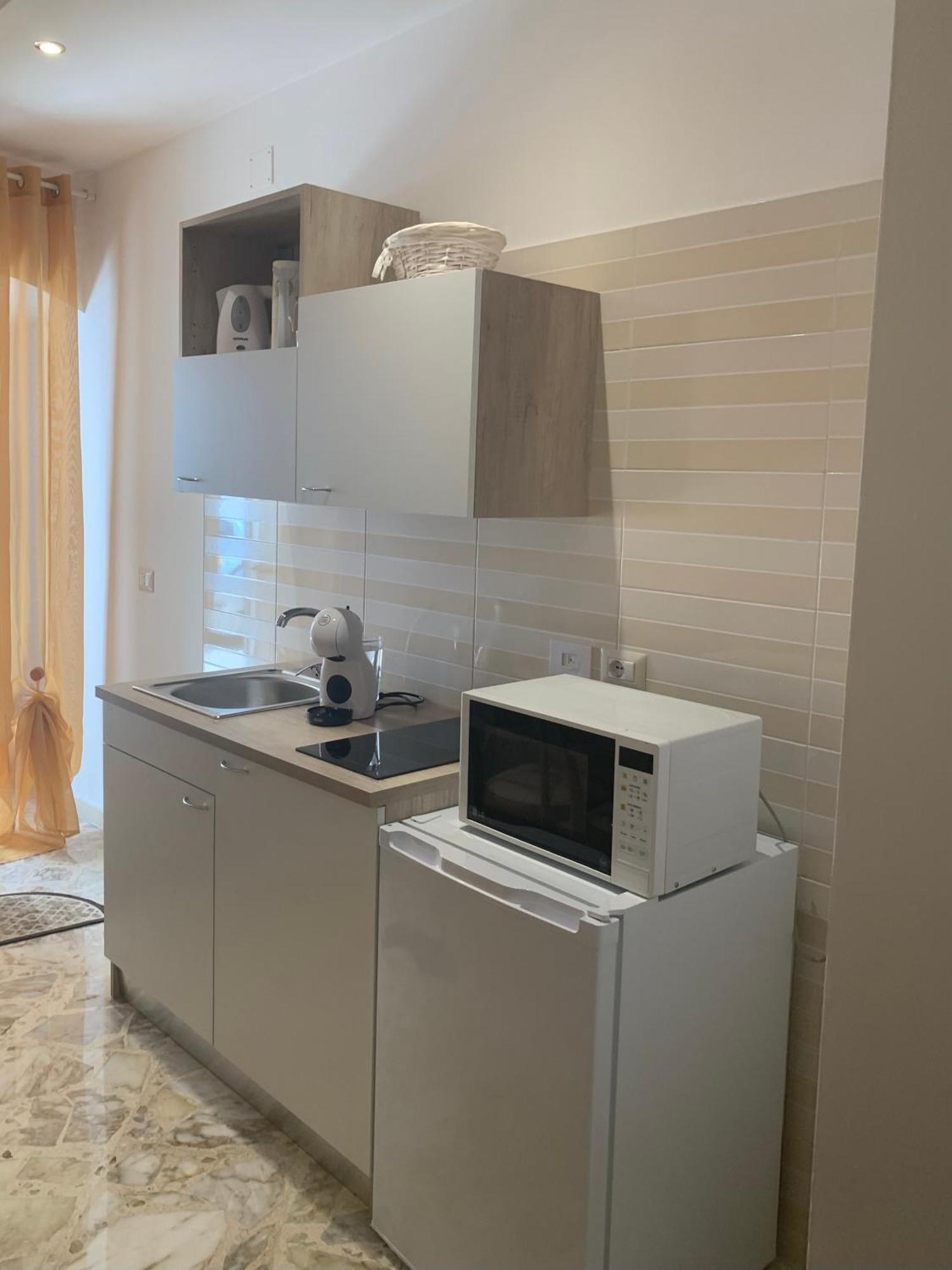 L'Acqua Marin Apartment Бари Екстериор снимка